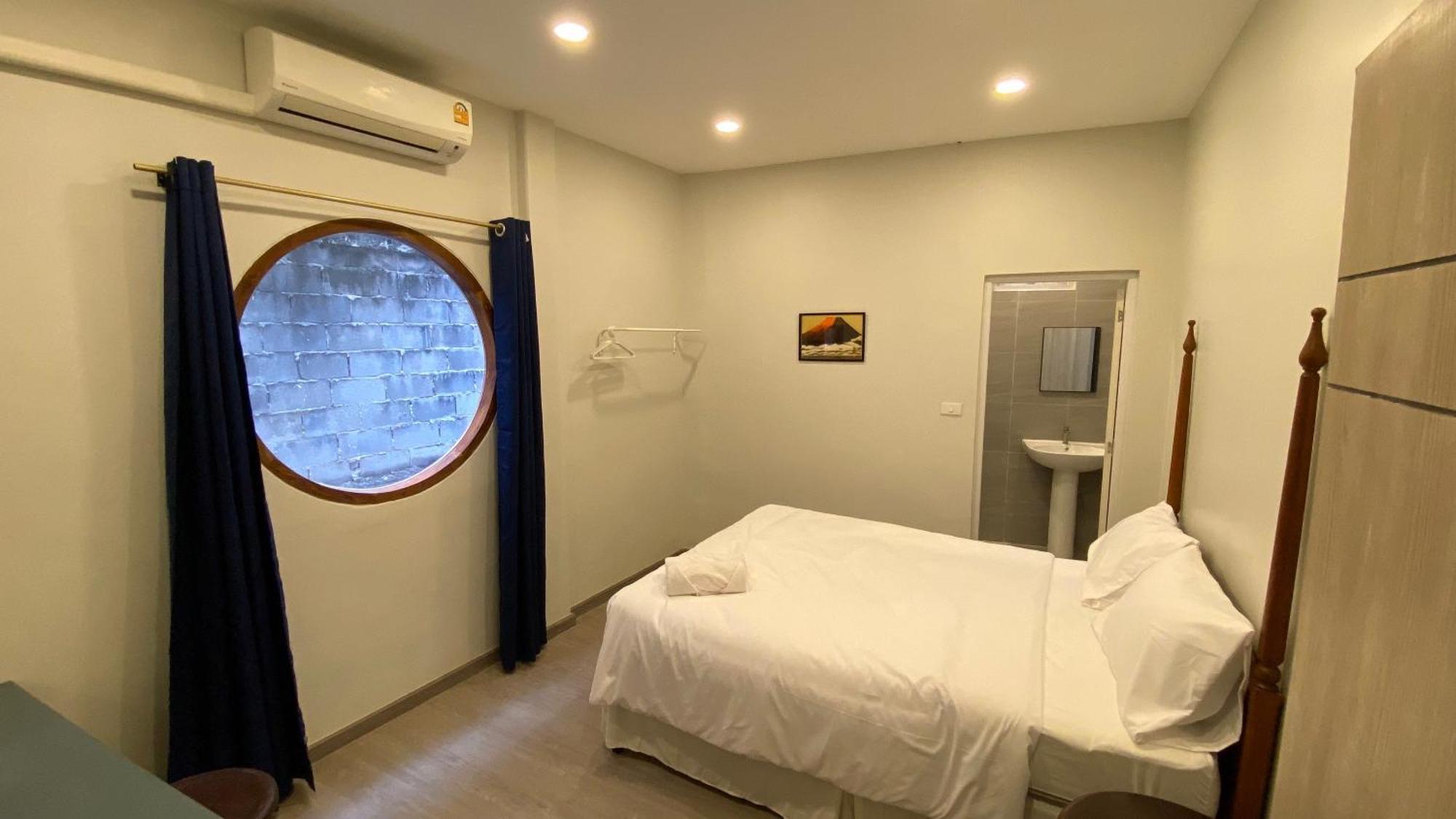 Hidden Dragon X Yaowarat Road Apartment Bangkok Luaran gambar