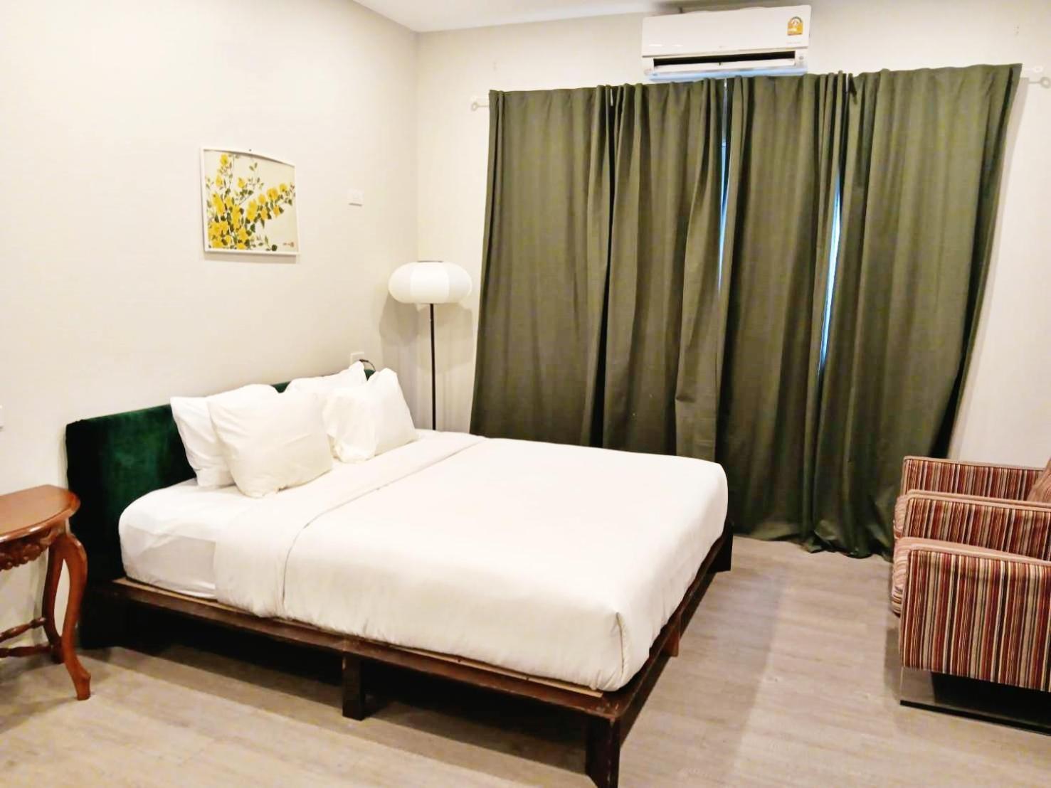 Hidden Dragon X Yaowarat Road Apartment Bangkok Luaran gambar