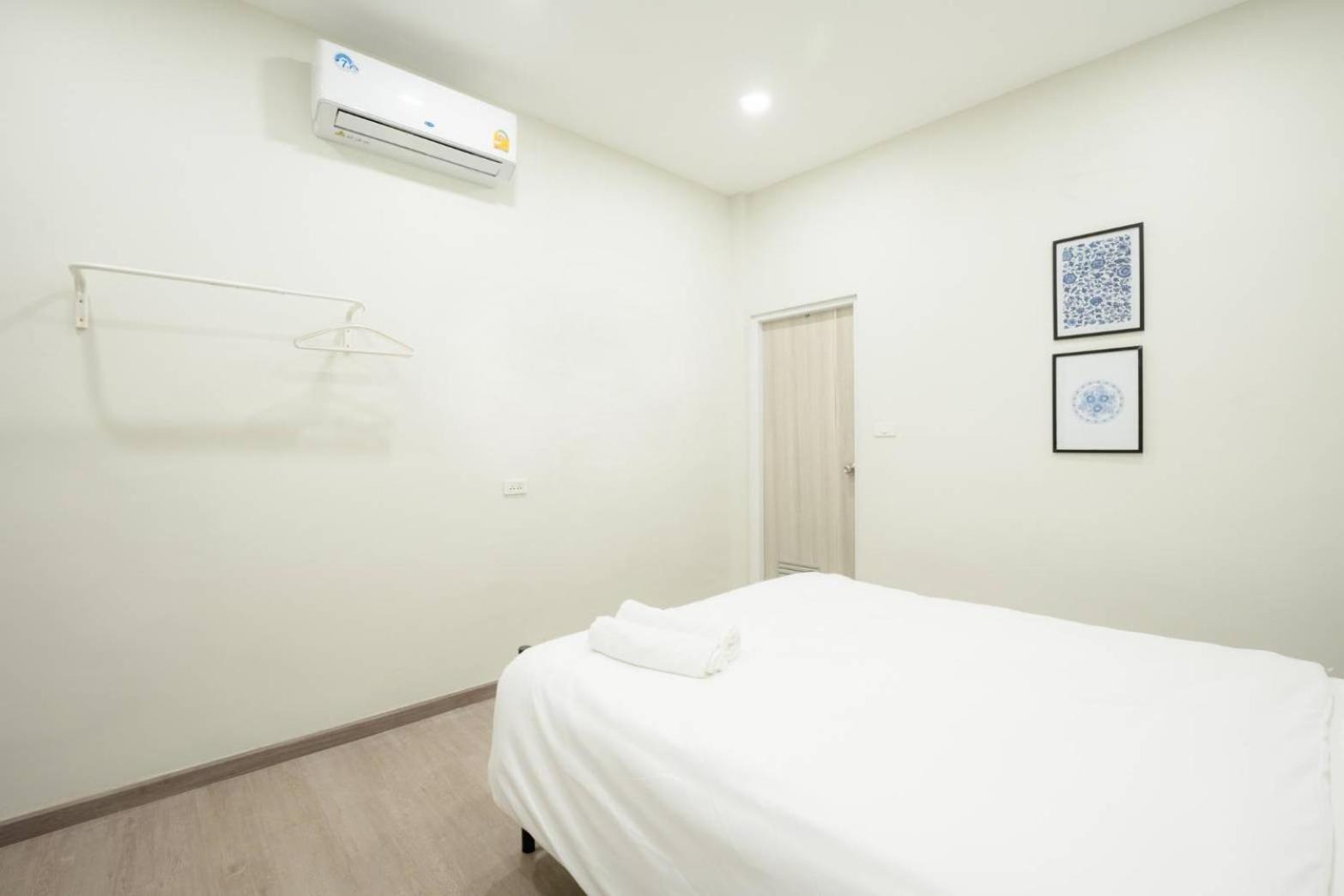 Hidden Dragon X Yaowarat Road Apartment Bangkok Luaran gambar
